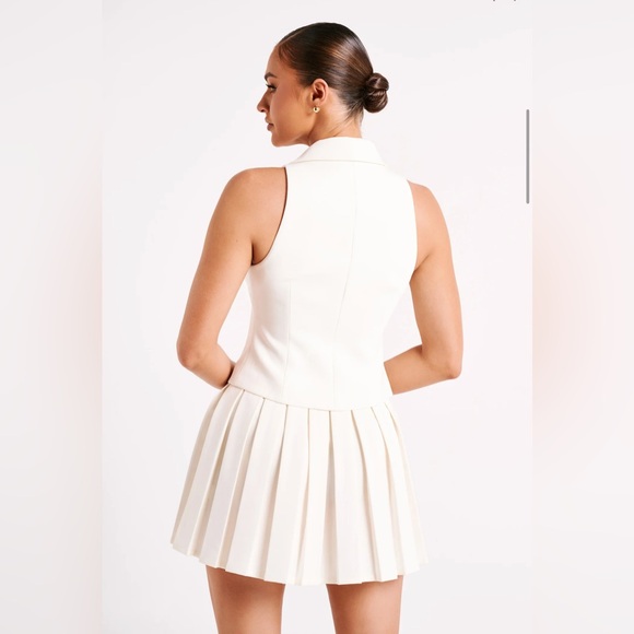 MESHKI SUITING VEST. SMALL. IVORY. NEW WITH TAGS. - Picture 2 of 6